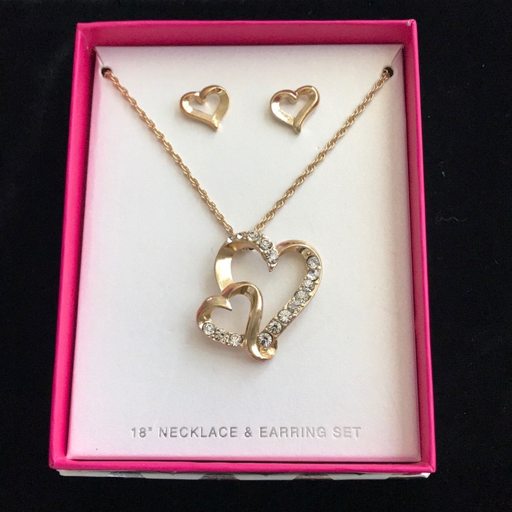 🌺 3 for $15 🌺